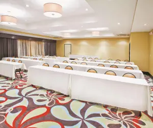 Photo 4 - La Quinta by Wyndham Hinesville - Fort Stewart