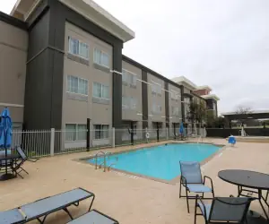 Photo 4 - La Quinta by Wyndham Austin NW/Lakeline Mall