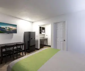 Photo 2 - Studio 6-Greenville, SC - I-85 Near Downtown