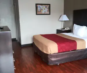 Photo 4 - Holiday Lodge Yakima