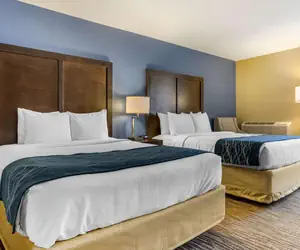 Photo 4 - Suburban Studios Arlington Heights Elk Grove