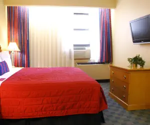 Photo 4 - Ramada by Wyndham Jersey City