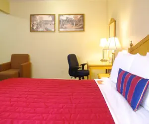 Photo 5 - Ramada by Wyndham Jersey City