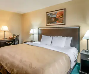 Photo 3 - Quality Inn