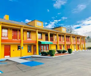 Photo 5 - Baymont by Wyndham Selma