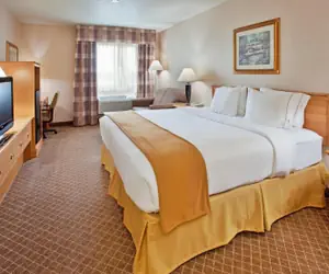 Photo 3 - Holiday Inn Express Hotel & Suites Beatrice, an IHG Hotel