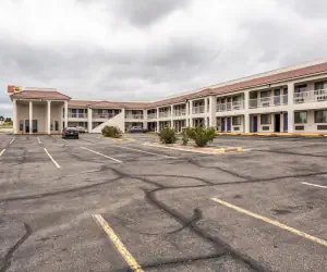 Photo 5 - Rodeway Inn