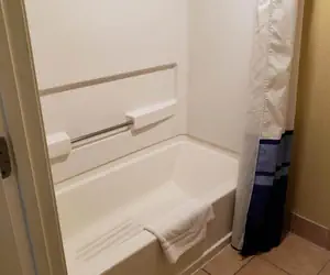 Photo 2 - The Nautical Beachfront Resort