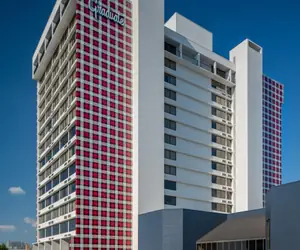 Photo 5 - Graduate by Hilton Fayetteville, AR