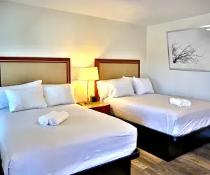 Photo 2 - Travelodge by Wyndham Crescent City