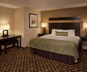 Photo 5 - Red Lion Inn & Suites Kent - Seattle Area
