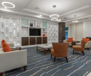 Photo 4 - Holiday Inn & Suites - Jefferson City, an IHG Hotel