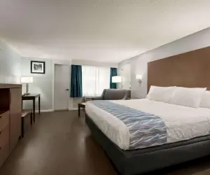 Photo 5 - Gatlinburg River Inn