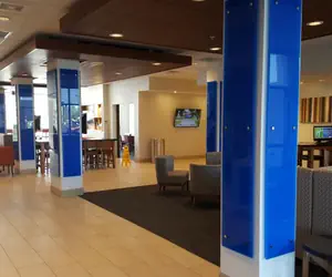 Photo 4 - Holiday Inn Express & Suites Toledo West, an IHG Hotel