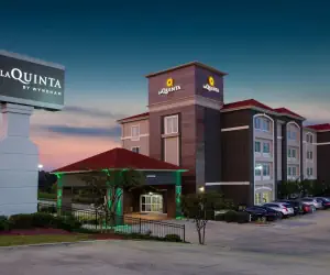 Photo 2 - La Quinta by Wyndham Tupelo