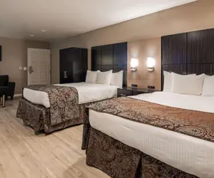 Photo 4 - SureStay Plus by Best Western Santa Clara Silicon Valley