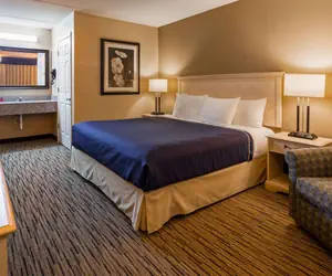 Photo 5 - SureStay Hotel by Best Western Tupelo North