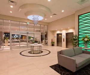 Photo 2 - Holiday Inn Express North Hollywood - Burbank Area, an IHG Hotel