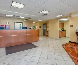 Photo 3 - Econo Lodge Inn & Suites Fairgrounds