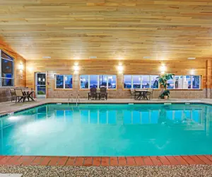 Photo 2 - Super 8 by Wyndham Rogers Minnesota