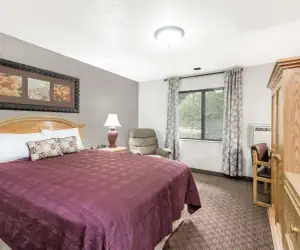 Photo 3 - Super 8 by Wyndham Deadwood Black Hills Area