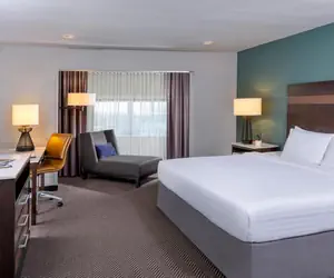 Photo 2 - The Pierpont Inn