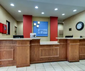 Photo 2 - Holiday Inn Express Hotel & Suites Lancaster-Lititz, an IHG Hotel