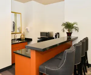 Photo 2 - Holiday Inn Kansas City Airport, an IHG Hotel