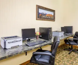 Photo 3 - Baymont by Wyndham Fort Morgan