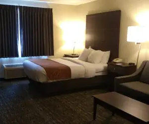 Photo 3 - Cobblestone Suites - Ripon