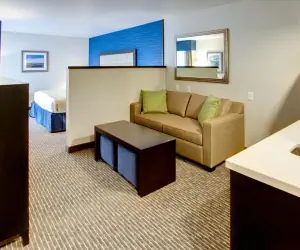 Photo 3 - Holiday Inn Express Bellingham, an IHG Hotel