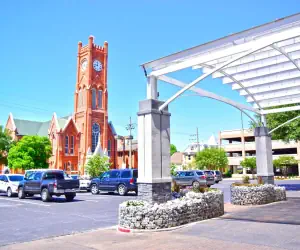 Photo 4 - Holiday Inn Alexandria - Downtown, an IHG Hotel