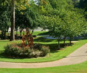 Photo 5 - Hotel Indigo Tuscaloosa Downtown, an IHG Hotel