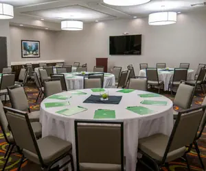 Photo 4 - Holiday Inn - New Orleans Airport North, an IHG Hotel