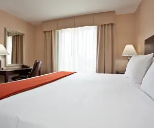 Photo 2 - Holiday Inn Express Hotel & Suites Tipp City, an IHG Hotel