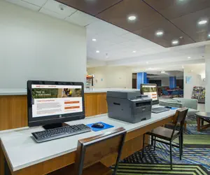 Photo 2 - Holiday Inn Express & Suites Lebanon-Nashville Area, an IHG Hotel