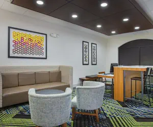 Photo 3 - Holiday Inn Express & Suites Lebanon-Nashville Area, an IHG Hotel