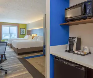 Photo 4 - Holiday Inn Express & Suites Vandalia, an IHG Hotel