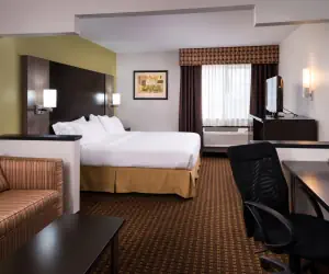 Photo 2 - Holiday Inn Express Hotel & Suites Bucyrus, an IHG Hotel