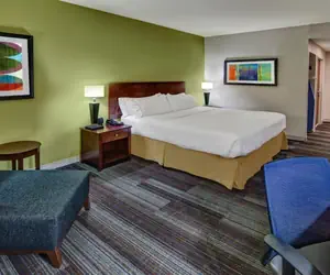 Photo 4 - Holiday Inn Express & Suites Cookeville, an IHG Hotel