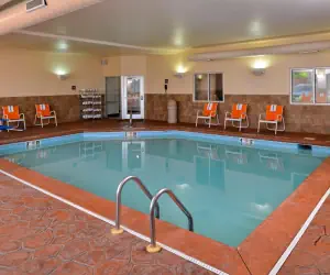 Photo 5 - Holiday Inn Express Hotel & Suites Cincinnati - Mason, an IHG Hotel