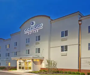 Photo 3 - Candlewood Suites Elgin – Northwest Chicago, an IHG Hotel