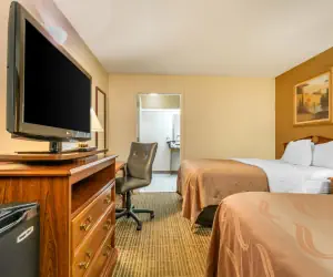 Photo 3 - Quality Inn Johnson City I-26 exit 17