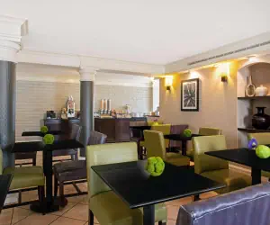 Photo 3 - La Quinta Inn by Wyndham Denver Golden