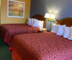 Photo 5 - Days Inn by Wyndham Jonesboro AR