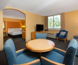 Photo 2 - La Quinta I-95 Deerfield Beach - Next to The Home Depot & Behind The Wawa