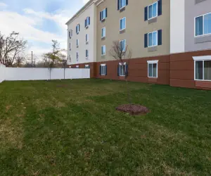 Photo 4 - Candlewood Suites Louisville - NE Downtown Area, an IHG Hotel