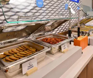 Photo 3 - Holiday Inn Express & Suites Omaha South Ralston Arena, an IHG Hotel