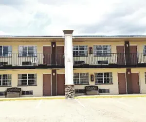 Photo 2 - Knights Inn Chattanooga