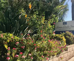 Photo 4 - Loma Linda Inn